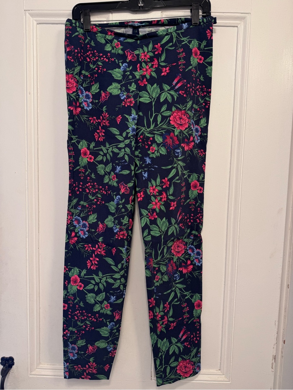 J. McLaughlin Navy Floral Print Leggings with Pink and Green Accents